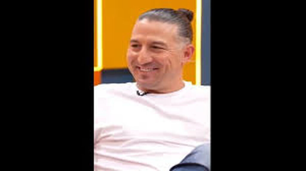 آندرانیک تیموریان: جواد خاتانی را دوست ندارم/فیلم