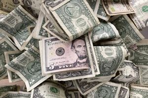 ریزش سنگین قیمت دلار در ۱۵ آبان