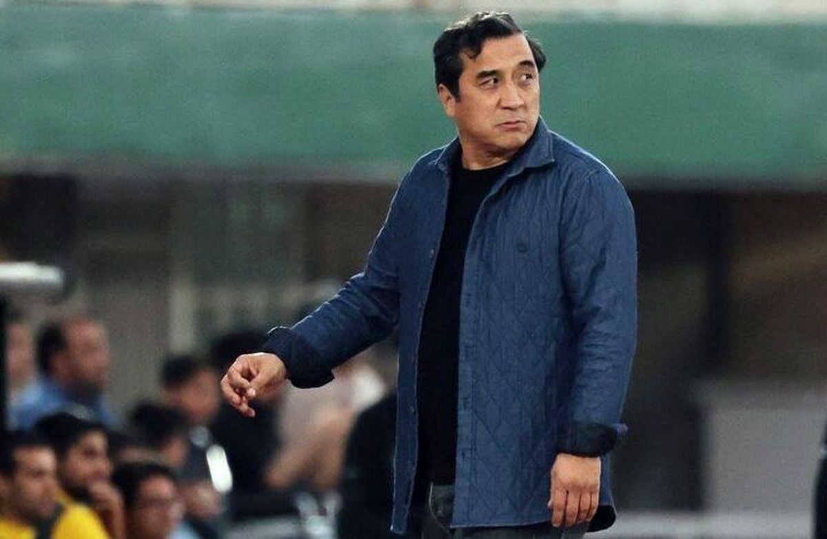 درگیری لفظی شدید خداداد عزیزی با هواداران خیبر پس از ناکامی تراکتور/فیلم