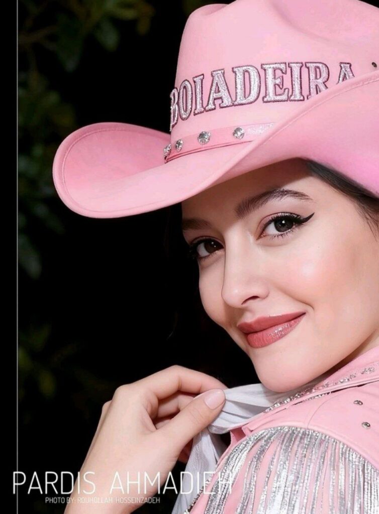 پردیس احمدیه با این استایل، باربی ایرانی شد