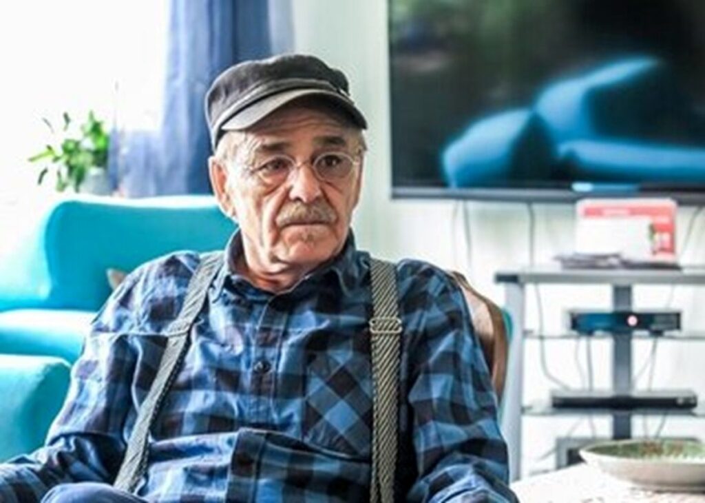 گلایه های بازیگر پیشکسوت سینما از شرایط جامعه که مردم را درگیر خود کرده است