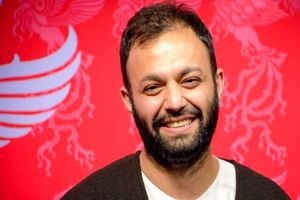 حمله کیهان به صابر ابر؛ او از هوش مصنوعی و فضای مجازی برای ندادن اجاره و خسارت کمک گرفته است