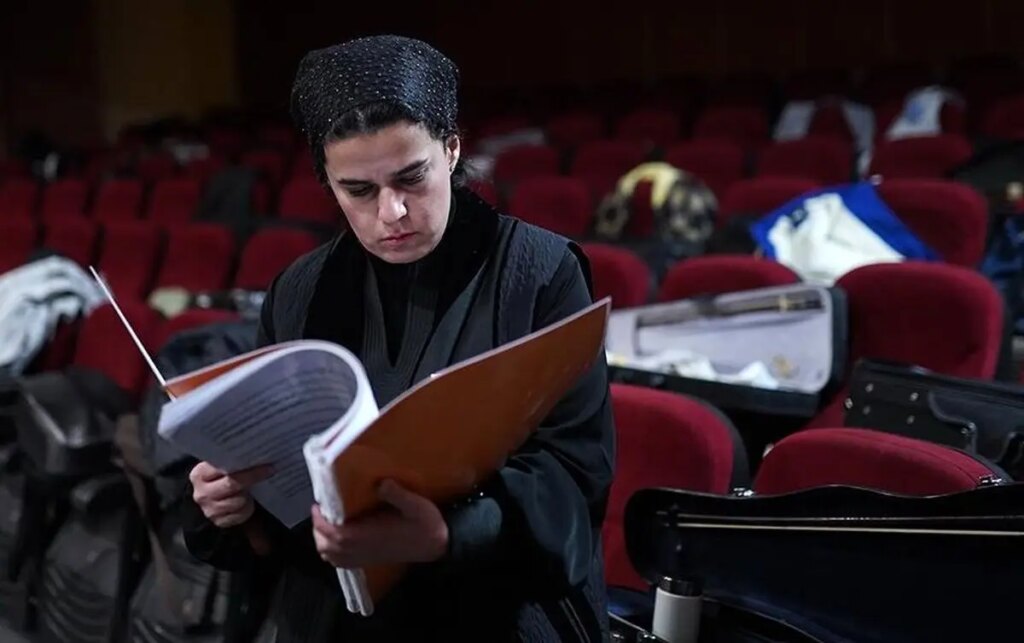 تمرین ارکستر سمفونیک تهران به رهبری پانیذ فریوسفی/تصاویر