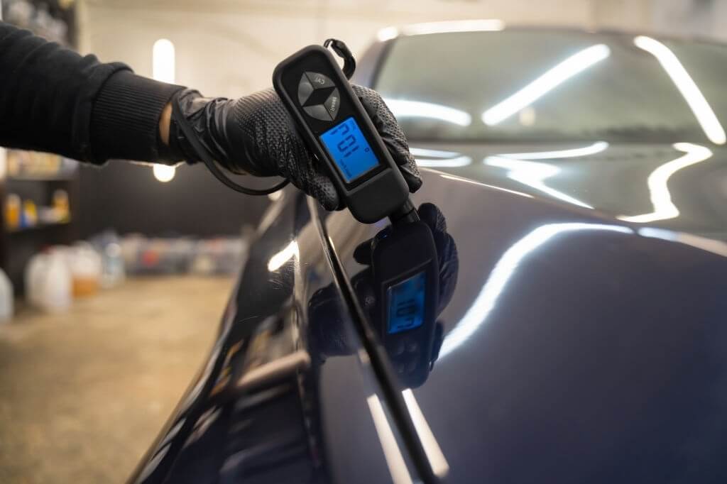 روش های تشخیص رنگ خودرو با چشم و دستگاه؛ از صفر تا نتیجه نهایی