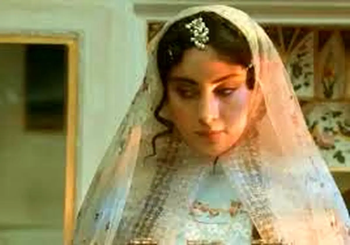 مراسم خواستگاری شخصیت دوست داشتنی با بازی ترلان پروانه در