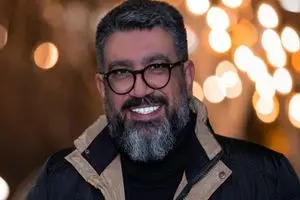 چه کسی رضا رشیدپور را ممنوع الفعالیت کرد؟