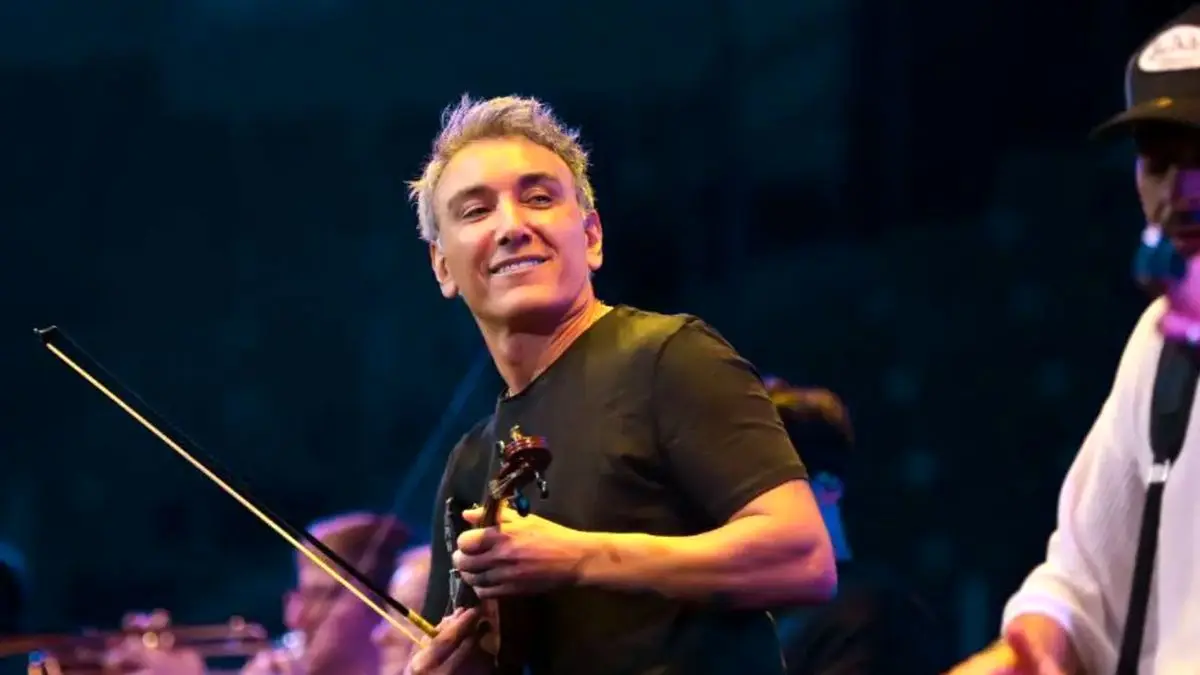 پخش غیر منتظره آهنگ شادمهر از تلویزیون/فیلم