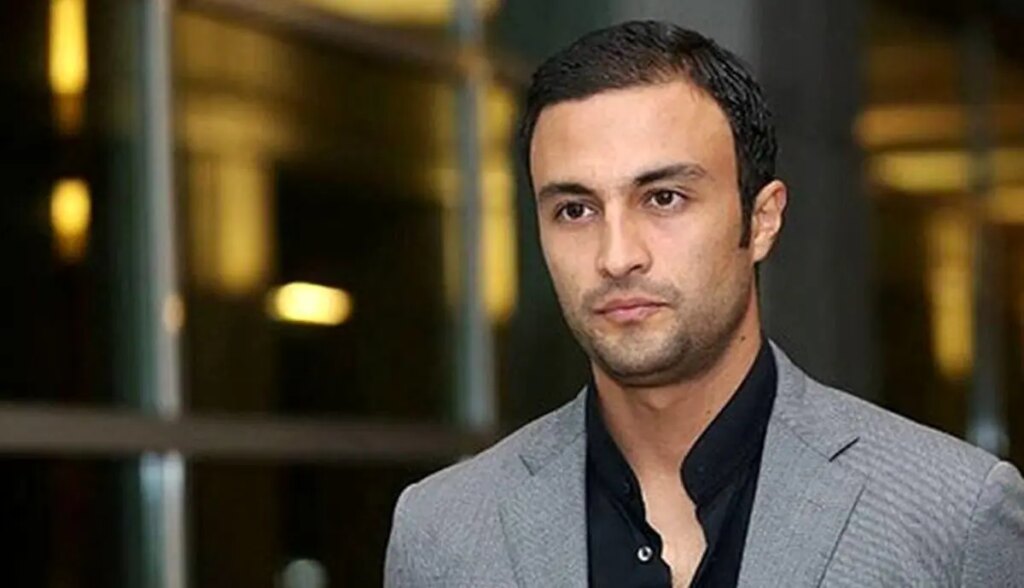 دخترکش ترین پسر سینمای ایران در مراسم ختم پدر مهرداد صدیقیان/فیلم