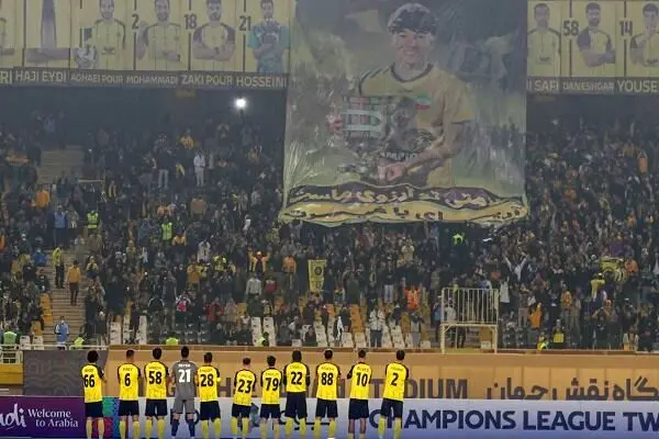 صعود سپاهان به مرحله حذفی لیگ قهرمانان آسیا/تعویض های طلایی نویدکیا