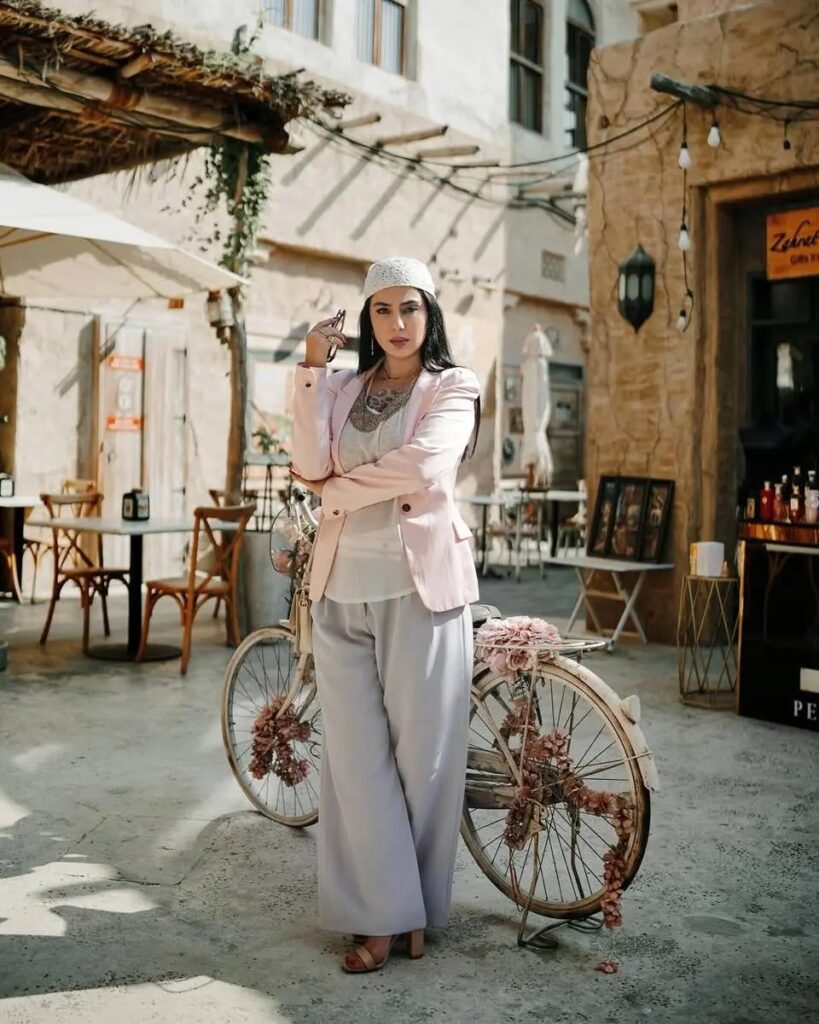 شیدا یوسفی در دبی 1