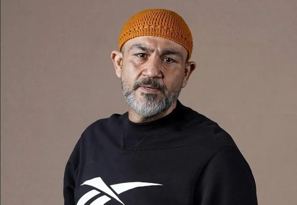 عذرخواهی مهران غفوریان از مردم بابت حواشی برنامه بقایی/برنامه تصویری