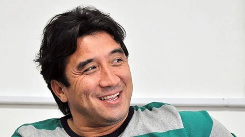 صحبت های مانیفست خداداد عزیزی در پخش زنده مراسم قرعه کشی جام جهانی/فیلم