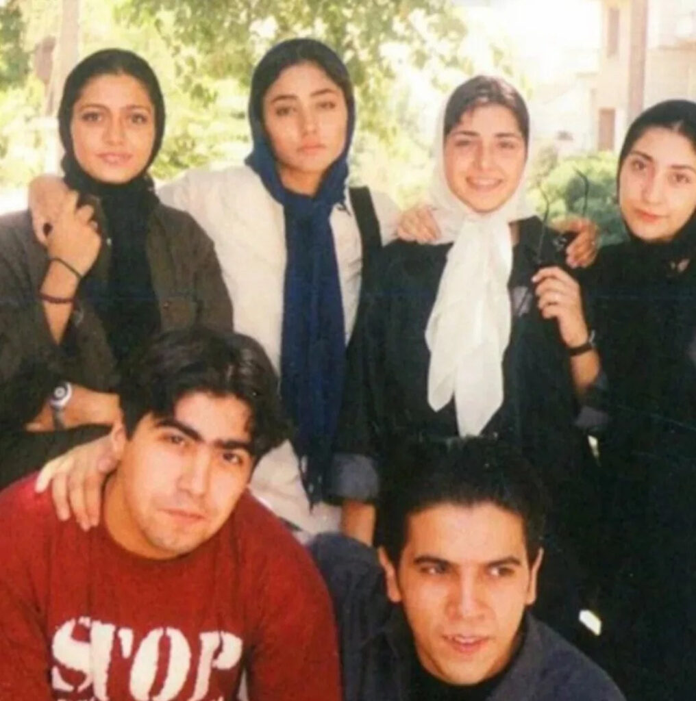 عکس 2025 12 06 23 46 50