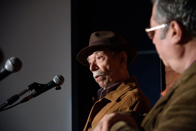 علی نصیریان: خون دل خوردیم