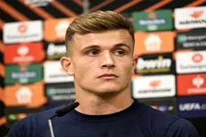 قرار است پدر دنیس اکرت برای مذاکره به ایران بیاید