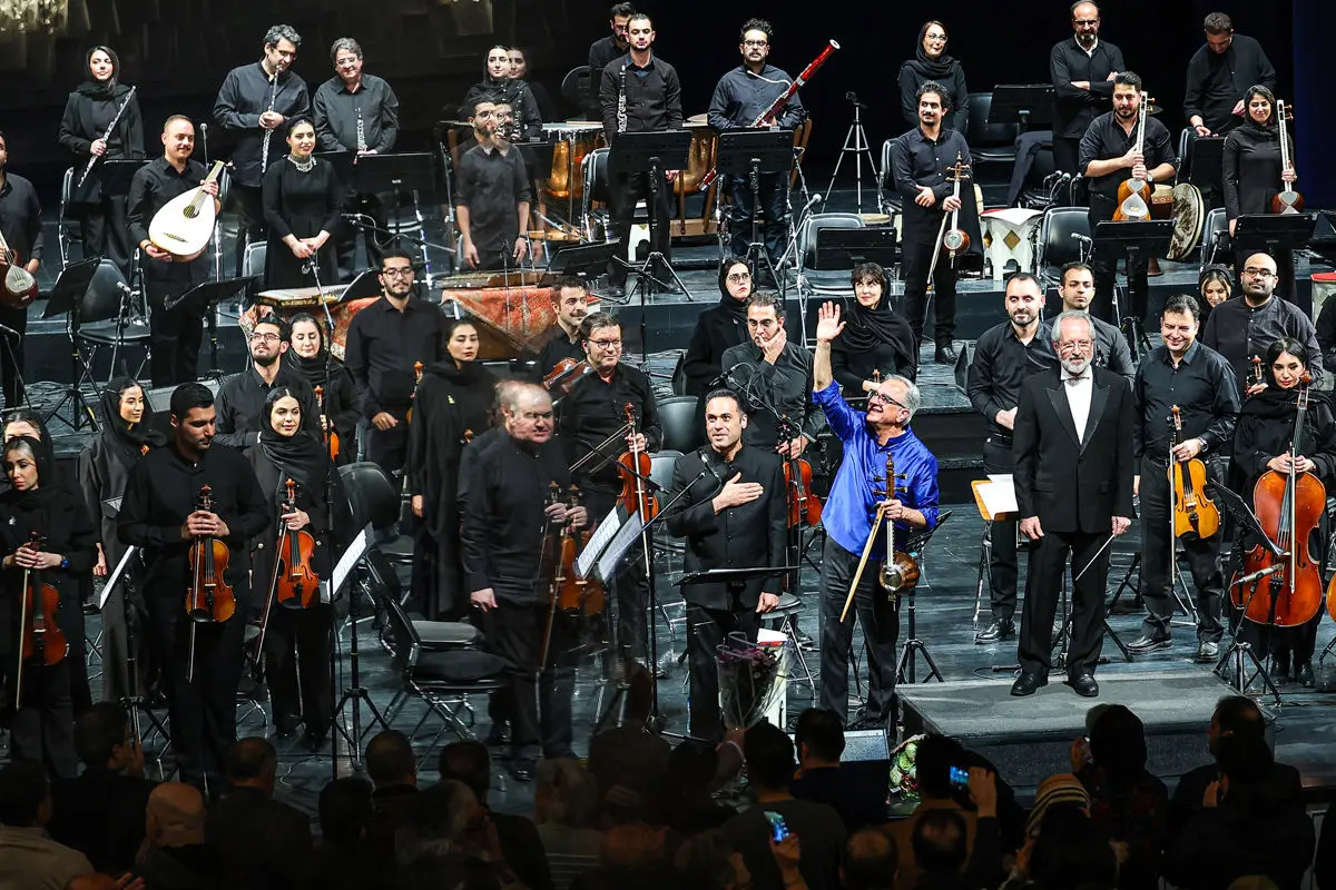 با ارکستر موسیقی ملی ایران به نام"اکنون شنیده می شود ..."/ گزارش تصویری