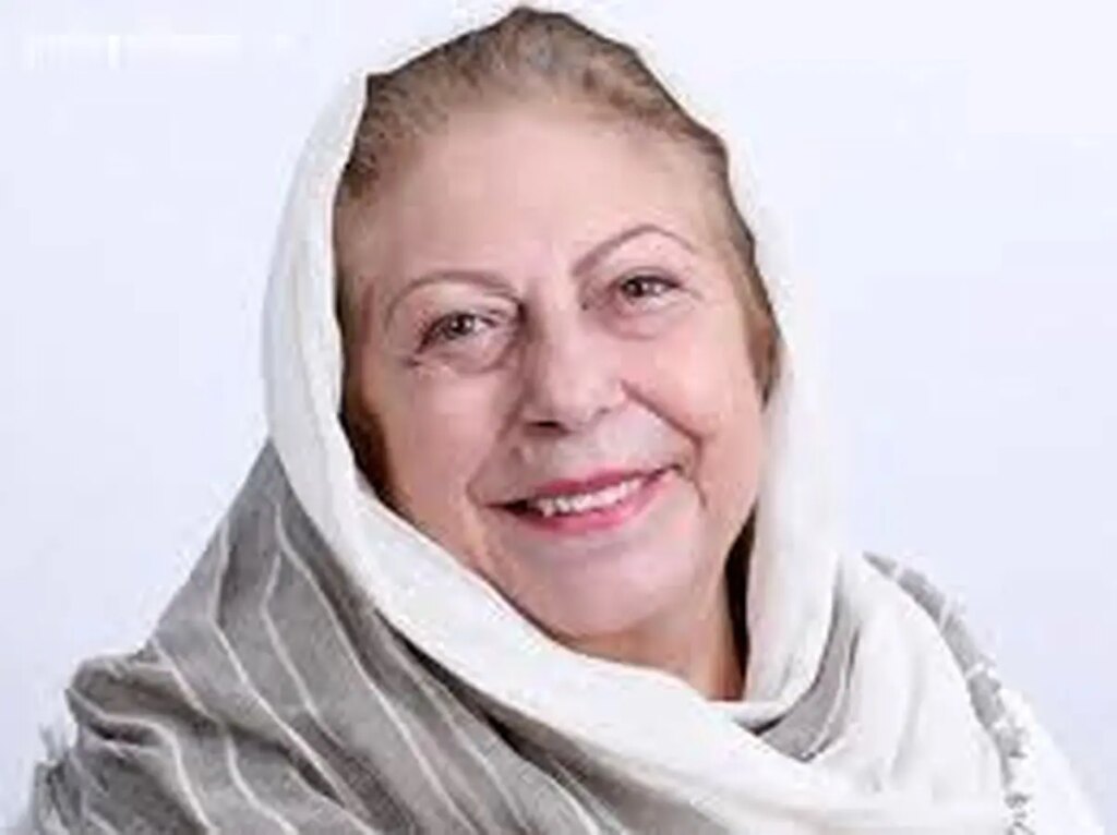 سفر در زمان؛ چهره ثریا قاسمی در 30 سالگی در اولین فیلم قبل از انقلاب; سال 49