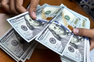 قیمت دلار در آستانه انفجار قیمتی