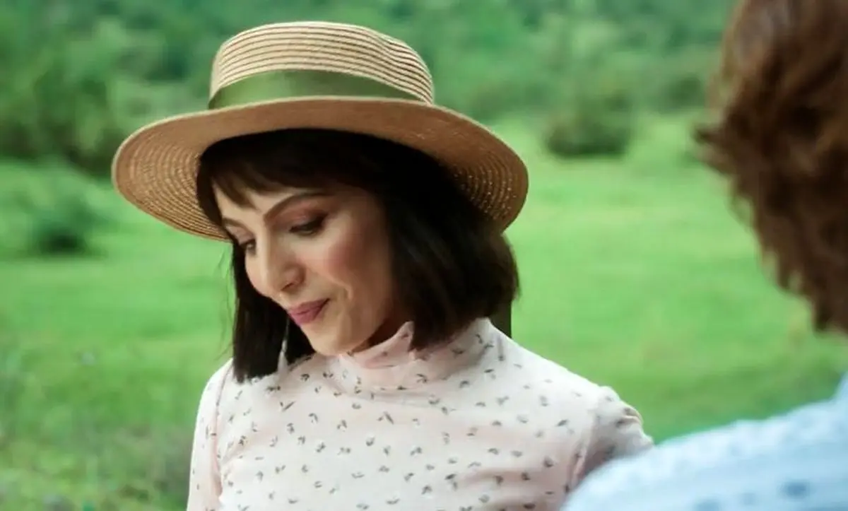 تصویری از ژست شیرین ویژه سریال تاسیان در خیابان های تهران