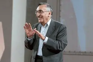 کامران فانی درگذشت