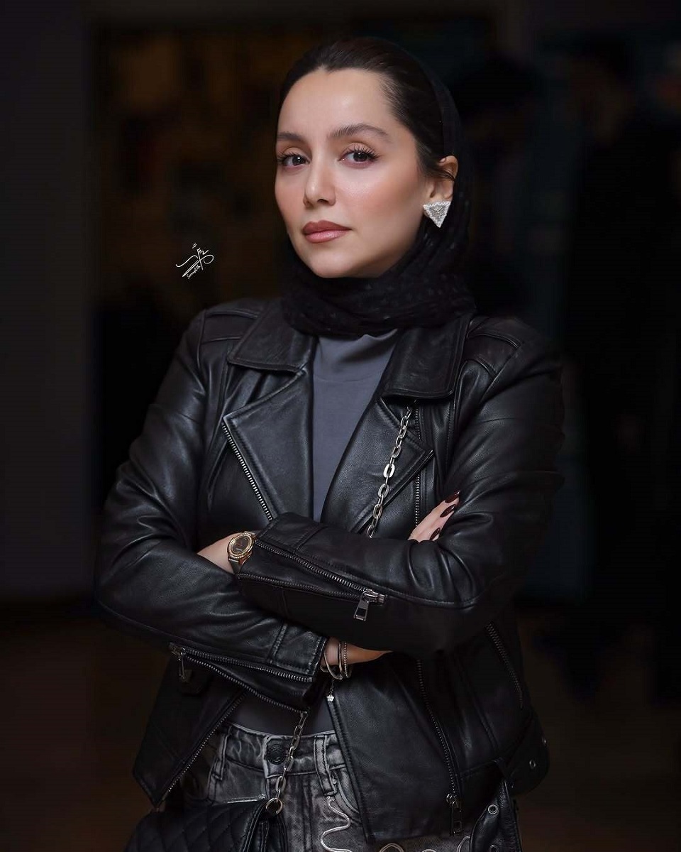 نازنین بیاتی در نمایشگاه چارسوی خیال ۵