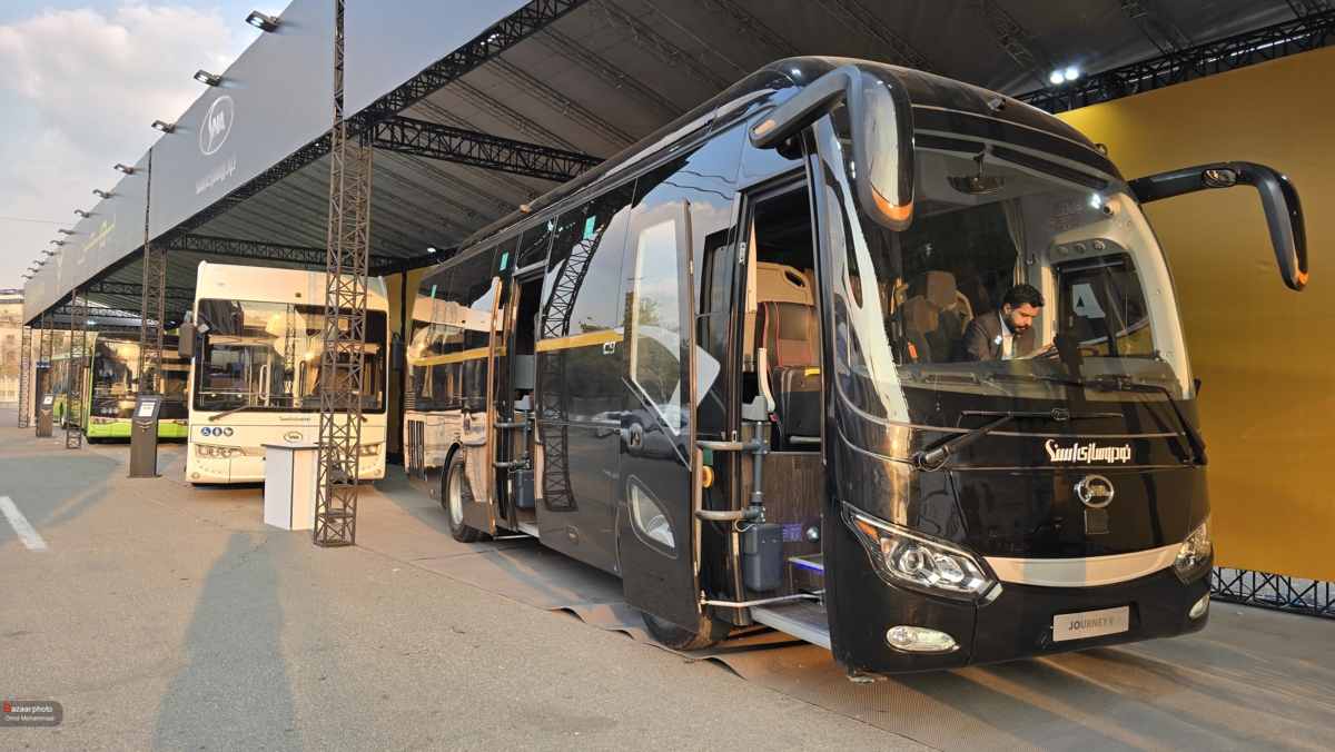 گروه بهمن آماده تامین کامل اتوبوس های درون شهری و درون شهری می باشد