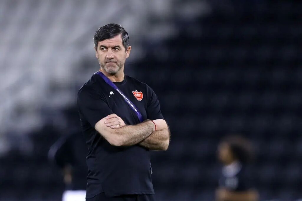 پیشکسوت استقلال: بعید بود تبریزی ها اینگونه به کریم باقری توهین کنند/کریم باقری یکی از اسطوره های فوتبال ایران است/فیلم