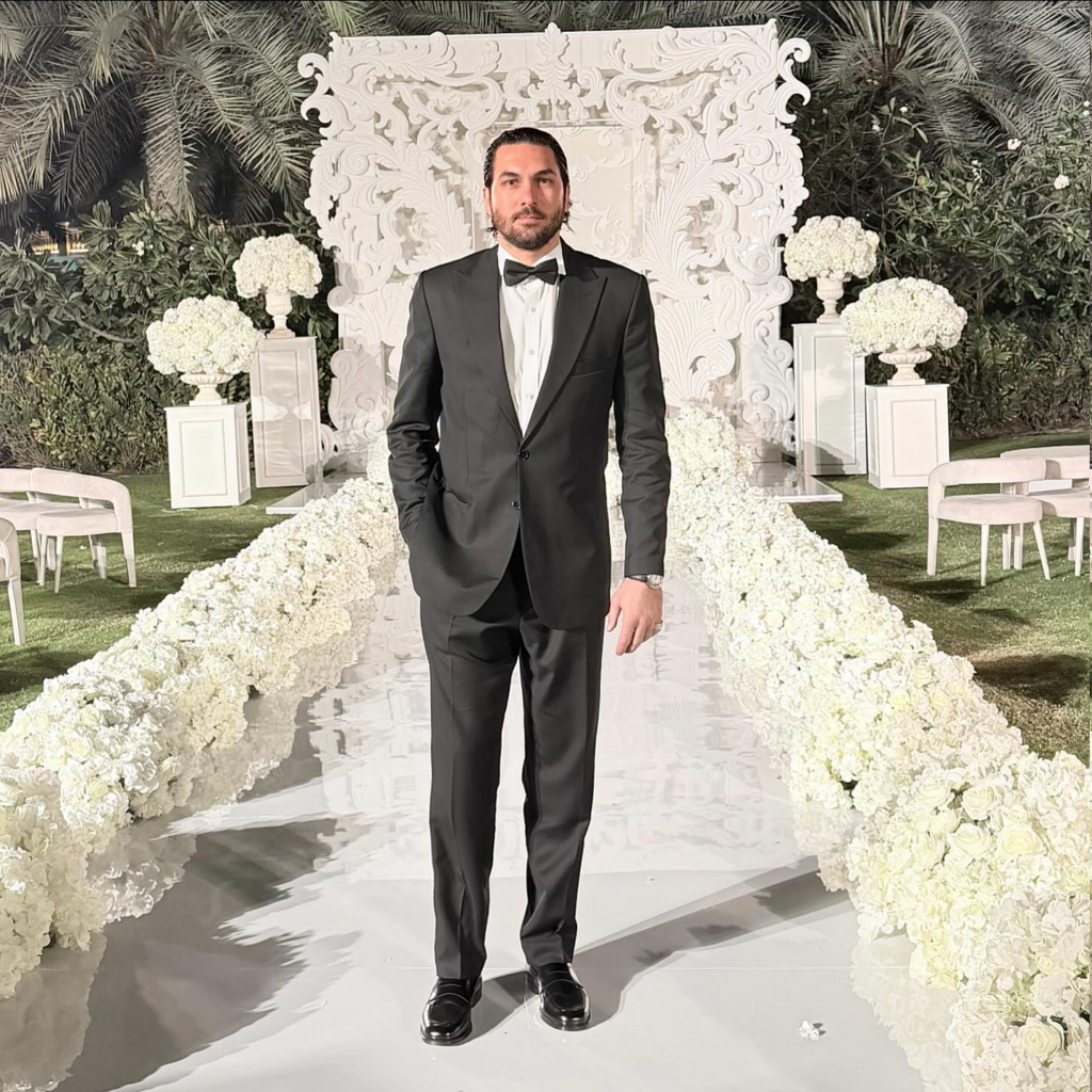 علیرضا حقیقی داماد شد