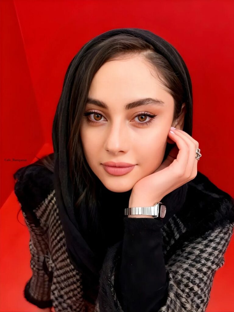 زیبایی بی نظیر ترلان پروانه 1