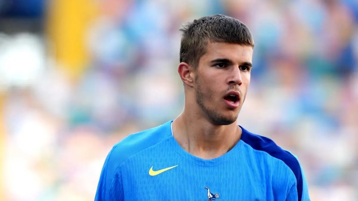 بازیکن هامبورگ برنده جایزه بهترین بازی ماه بوندسلیگا شد