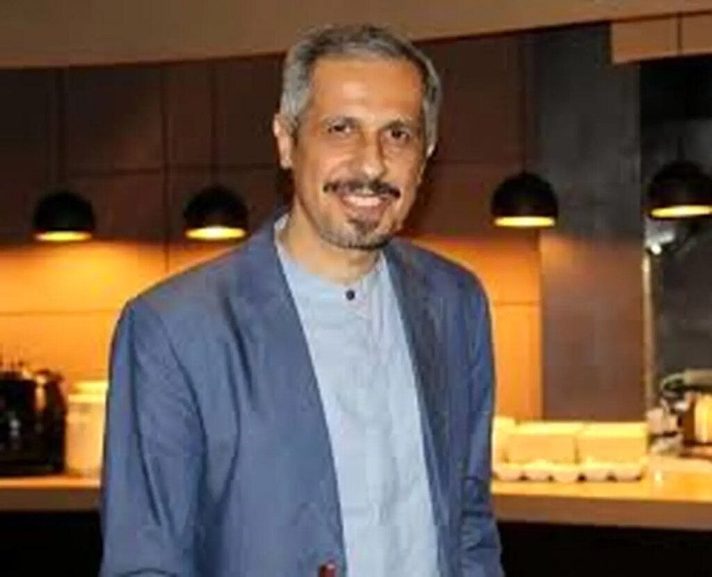 جواد رازویان هرگز تغییر نمی کند/فیلم