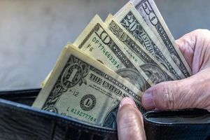 سقوط شبانه معنادار قیمت دلار آزاد