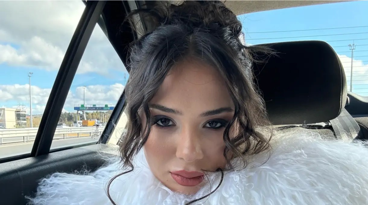 Screenshot_20260130-220633. Moto App Launcher