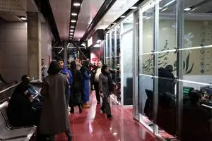 خشت اولِ کج در کاخ رسانه؛ جمع بی نظمی و نابلدی؛ وقتی کاخ رسانه، قلعه‌ی شخصی مدیران جشنواره فجر می‌شود!