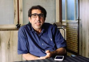 پیش فروش های بی ضابطه می تواند سونامی قانونی در بازار خودرو ایجاد کند