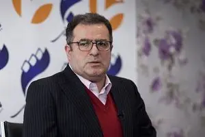 هنرمندان نباید وارد باری سیاسی شوند/ بازی سیاسی آداب خودش را دارد