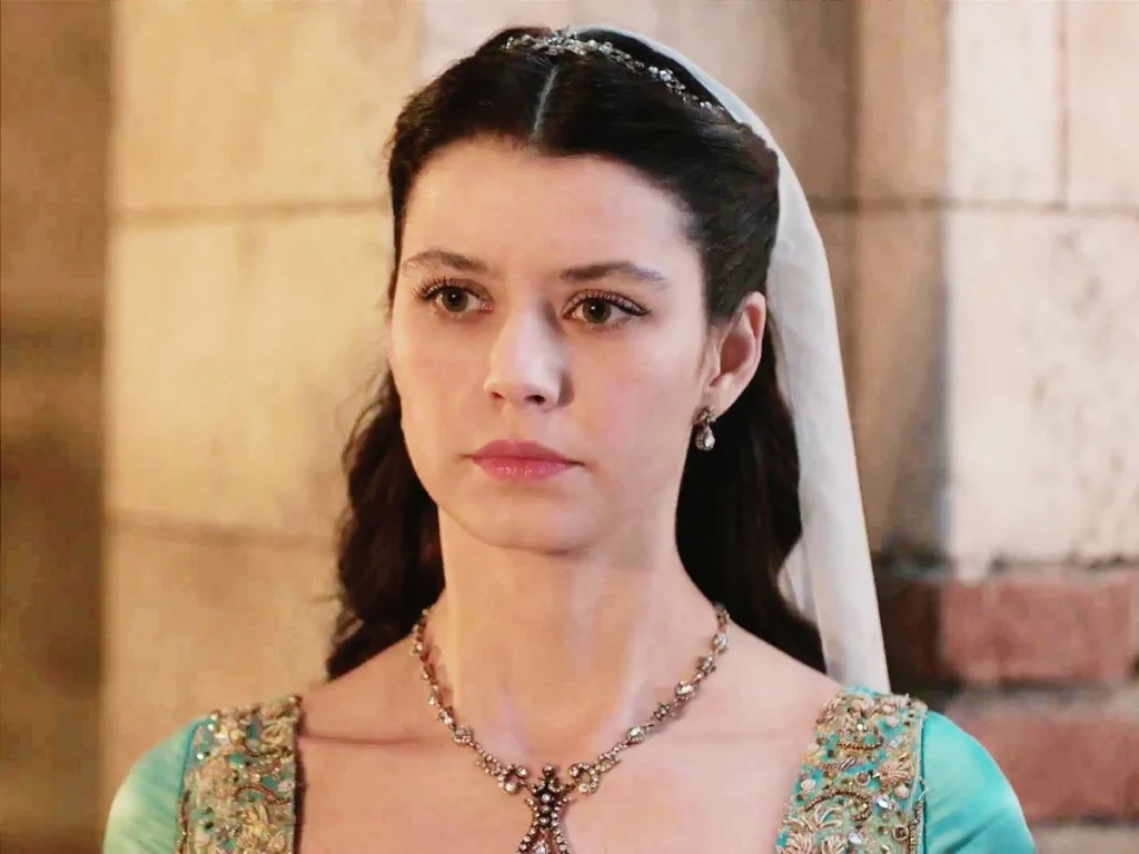 برنسات در ماه پکار