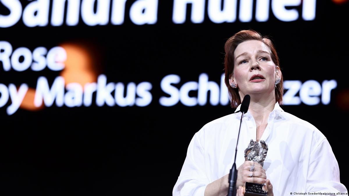 B783F2FF E80C 42D1 B838 A7B7E576CCB3