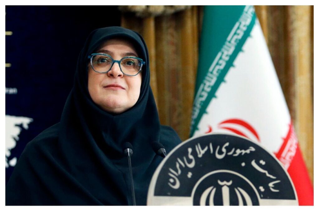 مهاجرانی: کاهش تعرفه واردات خودرو در دستور کار است