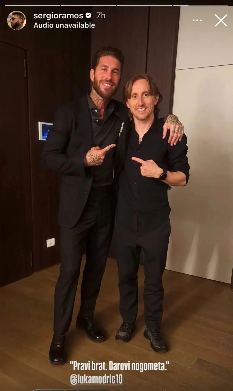 عکس دیدار خاطره انگیز راموس با اسطوره رئال در ایتالیا