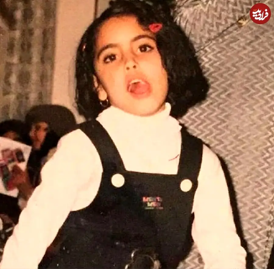 ساناز-تاری-عکس