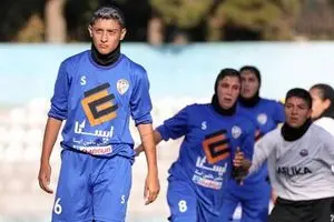 صحبت‌های بازیکن تیم زنان درباره پشیمانی از پناهندگی در استرالیا