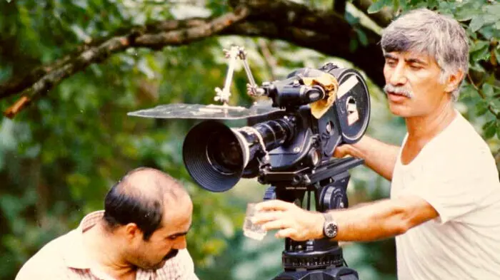 1404 در آینه از دست دادن; غروب نسل نویسندگان بزرگ ایرانی