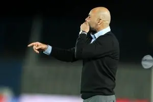 حتی یک وجب از خاک میهن را به دشمن نخواهیم داد