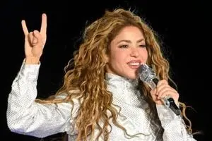 کنسرت شکیرا بخاطر شلیک های ایران در دبی کنسل شد