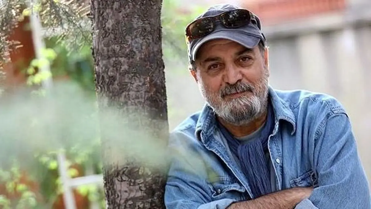 خاطره سیروس مقدم از تماشای سریال پایتخت توسط رهبر شهید با نوه هایش