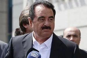 ابراهیم تاتلیسس در بیمارستان بستری شد