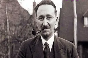 نویسنده معروف درگذشت