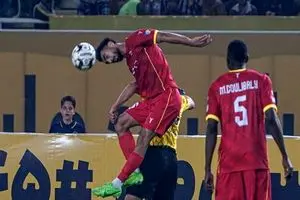 سپاهان و فولاد از ادامه لیگ برتر کنار کشیدند/ احتمال برگزاری لیگ کم شد