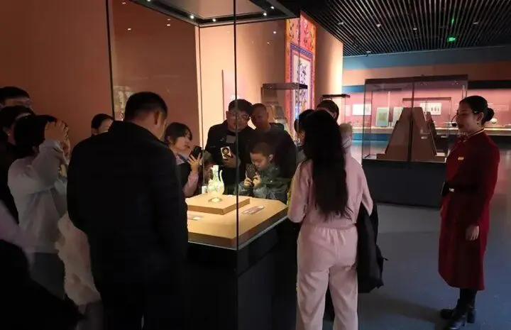 CNN: چینی ها مجذوب ایران شده اند